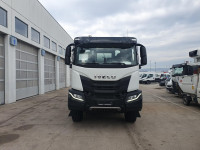 Iveco X-Way AD360X42BZ HR OFF