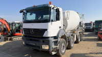 MERCEDES BENZ AXOR 3240 8X4 MIJEŠALICA - LIEBHERR 9m3
