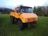 Mercedes Unimog 421