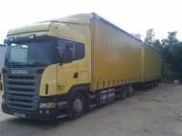 SCANIA R420 TANDEM KOMPLET SA PRIKOLICOM SCHMITZ