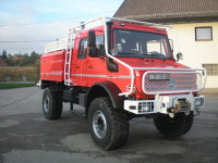 VATROGASNO  MERCEDES  UNIMOG  U5000 4X4