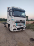 Mercedes Actros 1845