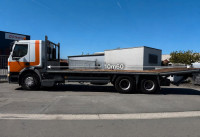 Renault Premium 320-26 / Flatbed 10.6 m / Winch + Lift / Air Condition
