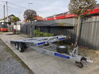 PRIKOLICA ZA MINI BAGER SA CERADOM