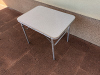 ALUMINIJSKI STOL ZA KAMPIRANJE