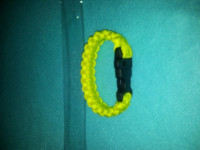 Paracord survival narukvica žuta (florescentno)