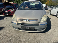 Citroën Xsara Picasso 1,6 HDi 80 kw 2006 godina motor odlican ostecena