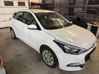 Hyundai i20 1,1 CRDi 17g karambol na ime kupca prodajem...