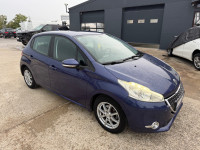 Peugeot 208 1,4 2012g karambol u voznom stanju prodajem....