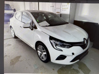 Renault Clio 1.0 2020g neispravan na ime kupca prodajem....