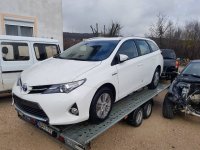 Toyota Auris karavan Hybrid dijelovi