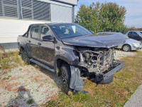 Toyota Hilux 2.8D  automatik * HR VOZILO *