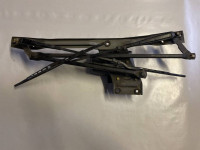 0390241310 - VODILICA BRISAČA + MOTOR + BRISAČ FORD SIERRA