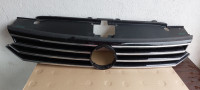 1231-VW PASSAT B8 PREDNJA MASKA