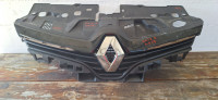 1352-RENAULT CLIO 4 PREDNJA MASKA