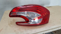 1519-PEUGEOT 208 ZADNJI DESNI STOP /LAMPA