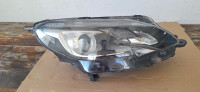 1631-PEUGEOT 2008 PREDNJI DESNI FAR / DESNA LAMPA