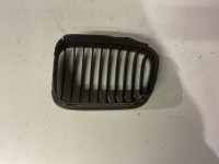 81950589 - PREDNJE DESNO BUBREŽNO SVJETLO KROMIRANO BMW 3 E46