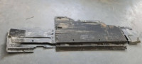 a4 b8 s4 lift zaštita šasije przeciwblotowa lijeva 8k0825207d a5 8t s5