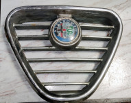 Alfa Romeo Alfetta rešetka hladnjaka Scudetto Grill