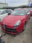 Alfa Romeo Giulietta prednja hauba