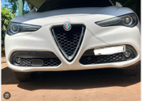 Alfa Romeo Stelvio Maglenke sa Grillom