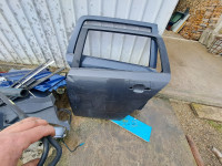 astra h karavan vrata