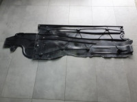 audi a3 8y hb zaštita šasije bočno lijeva 5wa825201h 5WA825201H caxn