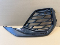 audi a3 8y s-line rešetka branika lijevi prednji dio 8y0807681j 8Y0807