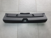 audi a3 8y sportback poklopčić praga prtljažnika 8y4863471b 8Y4863471B
