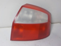 audi a4 b6 sedan far desna stražnja desni stražnji dio 4b9045901 4B904