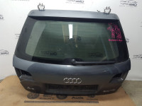 Audi A4 B7 2006 S line zadnja hauba