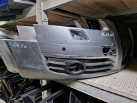 Audi A6 prednji branik 2006g