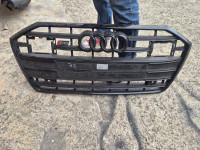 Audi maska a6 s6 c8 4k0853651e