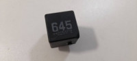 audi q3 8u i drugo vag relej 4h0951253a (p384) 4H0951253A