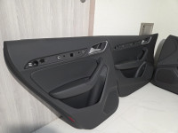 Audi Q3 8U,S-line_Tapacirung za vrata _koža