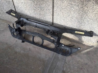 BMW e46 original prednji vezni lim