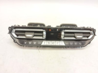 bmw g02 x4 m40i 2023r rešetka panel rešetka ventilacije klimatizacije