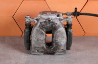 bmw g20 g42 x3 g01 x4 g02 čeljust kočioni desni prednji dio 60/24/330