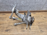 bmw m5 f10 m6 f06 f12 f13 glavčina desni prednji dio prednja 2284054 2