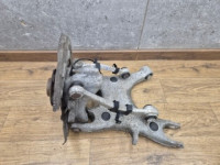 bmw m6 f12 f13 glavčina lijevi stražnji dio stražnja z vilice 2284145
