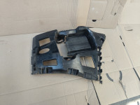 BMW SERIJA 1 F20 F21 zadnja desna vodilica branika nosač 51127371754