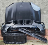 BMW X7 G07 LCI HAUBA BRANIK REŠETKA MASKA 5A4F6E1