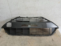 BRANIK PREDNJA STRANA MREŽICA TOYOTA AYGO II 2 REDIZAJN 18- 531120H170
