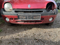 Branik prednji twingo