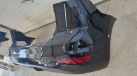 Branik zadnji VW Touran 2023 Met.crna LC9x