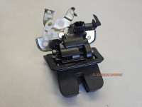BRAVA GEPEKA SEAT IBIZA 4 BRAVA PRTLJAŽNIKA IBIZA 4 8R0827505