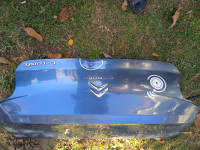 Citroen c elysee zadnja hauba