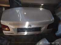 Citroen C5 1.6 hdi 2011 zadnja hauba, gepek