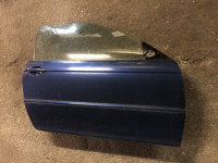 COUPE CABRIO serije 3 e46 desna vrata + brava brava BMW staklo